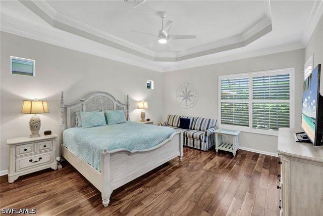 16208 Parque LN, Naples, FL 34110