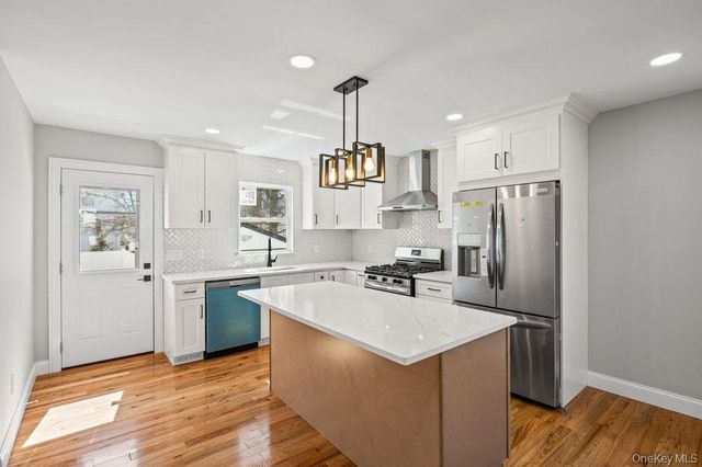 19 Rugby Road, Merrick, NY 11566