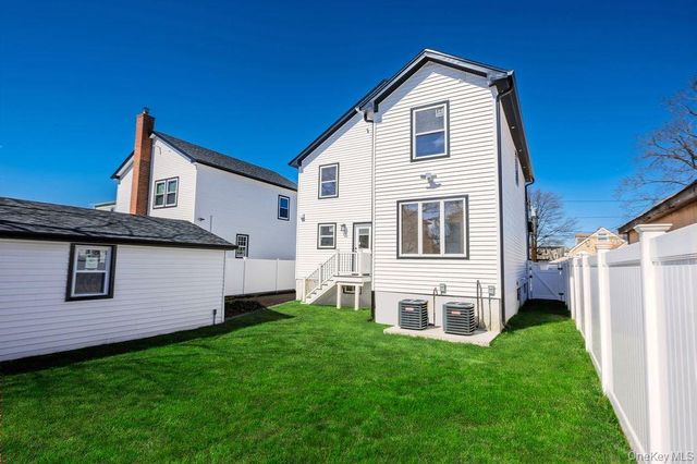 19 Rugby Road, Merrick, NY 11566