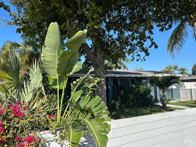 4321 NW 15th Avenue, Oakland Park, FL 33309