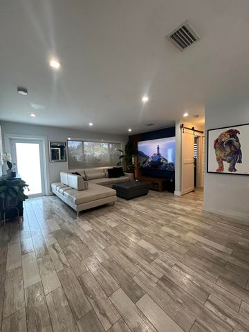 4321 NW 15th Avenue, Oakland Park, FL 33309