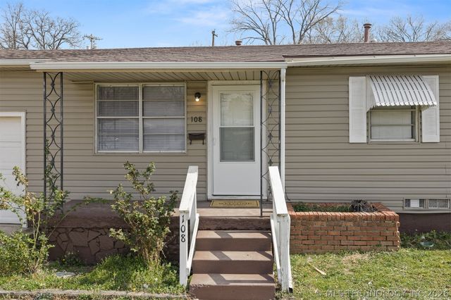 108 Frances Street, Healdton, OK 73438