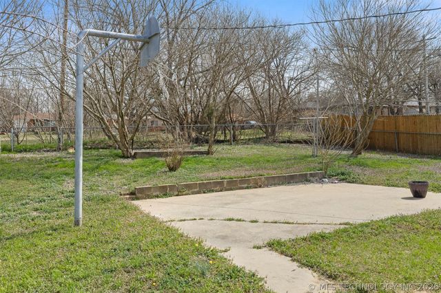 108 Frances Street, Healdton, OK 73438