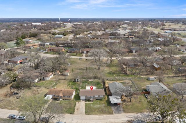 108 Frances Street, Healdton, OK 73438