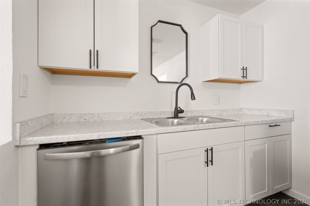 108 Frances Street, Healdton, OK 73438