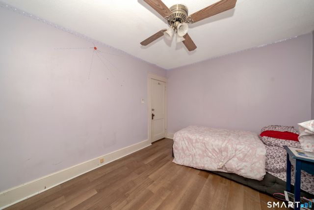 33 Collins Parkway, Meriden, CT 06450