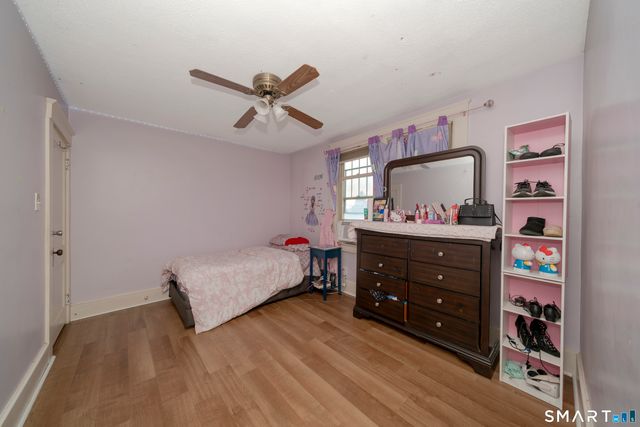 33 Collins Parkway, Meriden, CT 06450