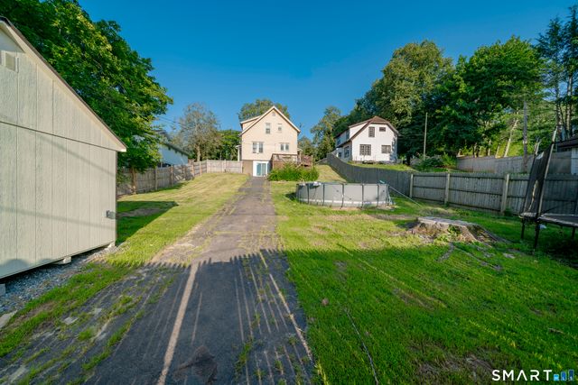 33 Collins Parkway, Meriden, CT 06450