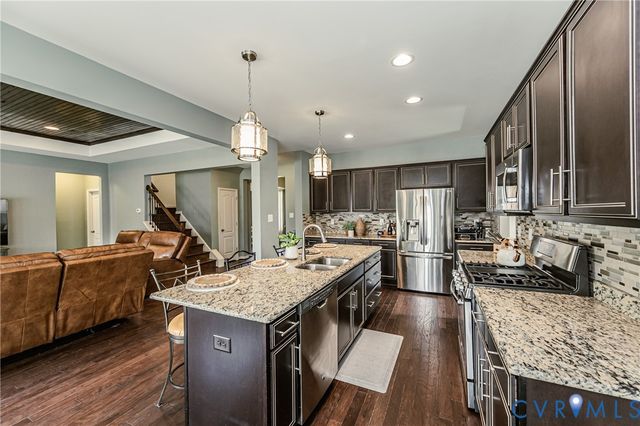 11900 James Overlook Ct, Chester, VA 23836