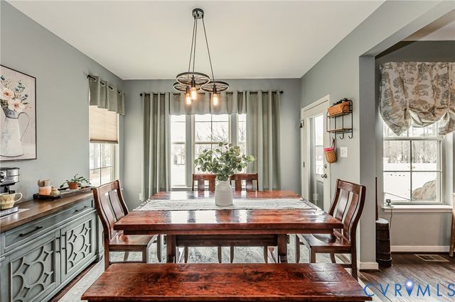 11900 James Overlook Ct, Chester, VA 23836