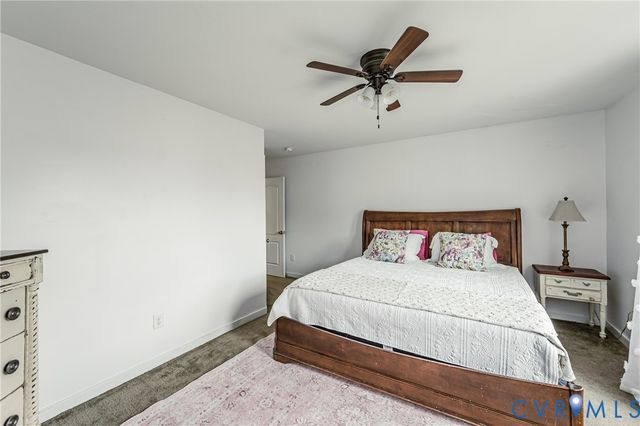 11900 James Overlook Ct, Chester, VA 23836