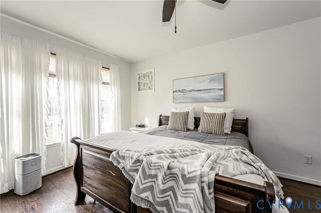 11900 James Overlook Ct, Chester, VA 23836