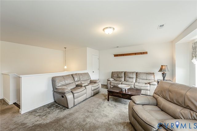 11900 James Overlook Ct, Chester, VA 23836