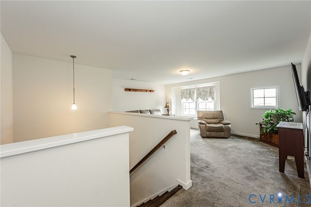 11900 James Overlook Ct, Chester, VA 23836