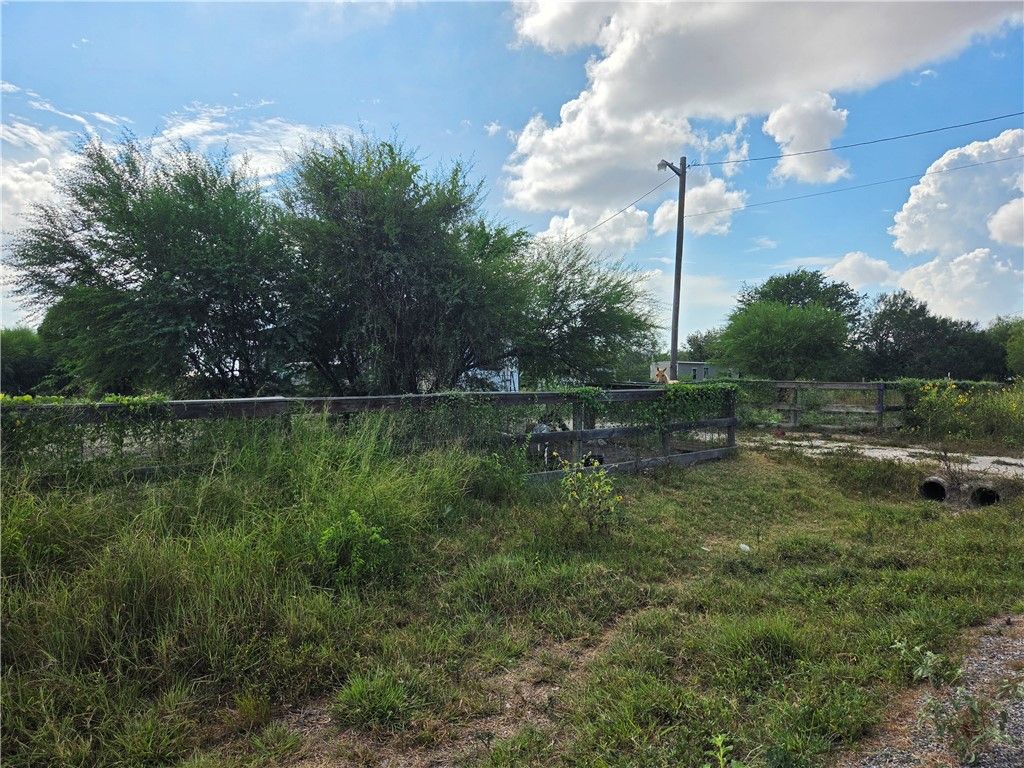 7124 County Road 2379, Sinton, TX 78387 — photo 2