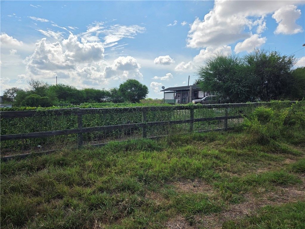 7124 County Road 2379, Sinton, TX 78387 — photo 3