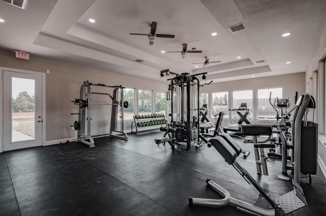 10300 Cabo Del Sol Drive, Cleveland, TX 77327