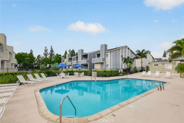 777 S Citrus 217, Azusa, CA 91702