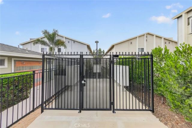 777 S Citrus 217, Azusa, CA 91702