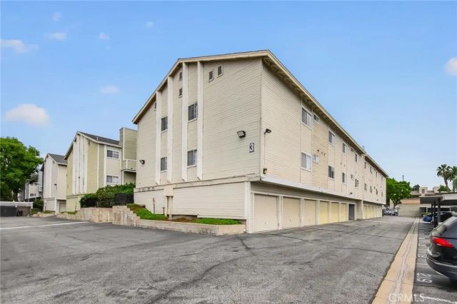 777 S Citrus 217, Azusa, CA 91702