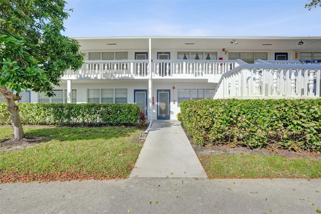 91 Tilford E, Deerfield Beach, FL 33442