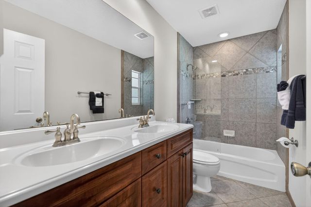 5741 SE Winged Foot Drive, Stuart, FL 34997