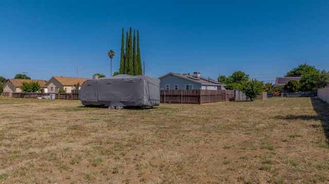 456 E Gerard Ave, Merced, CA 95341