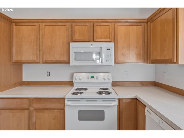 2001 Ne 84TH St, Vancouver, WA 98665