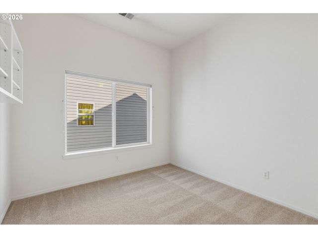 2001 Ne 84TH St, Vancouver, WA 98665