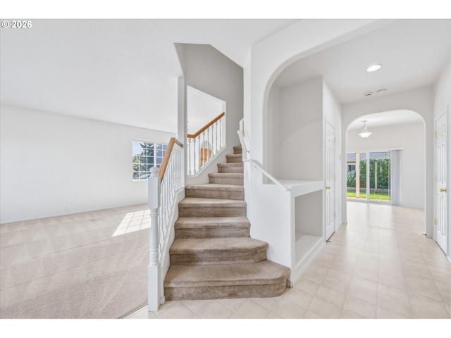 2001 Ne 84TH St, Vancouver, WA 98665