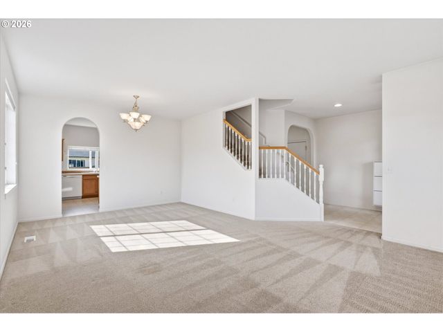 2001 Ne 84TH St, Vancouver, WA 98665