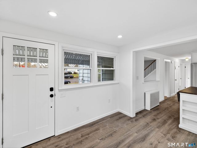 20 Edward Road, North Branford, CT 06471