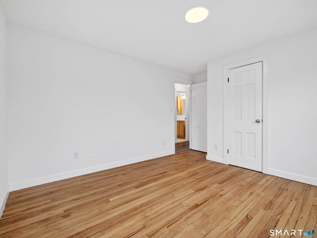 20 Edward Road, North Branford, CT 06471