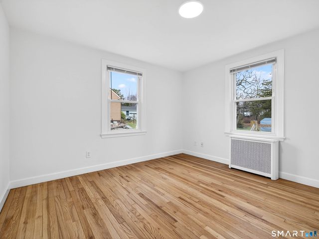 20 Edward Road, North Branford, CT 06471