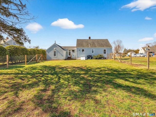 20 Edward Road, North Branford, CT 06471