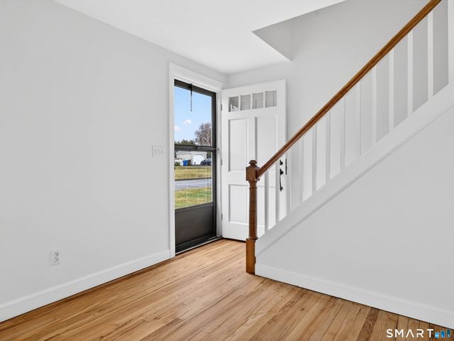 20 Edward Road, North Branford, CT 06471