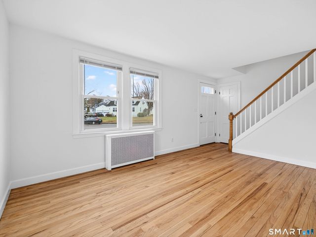 20 Edward Road, North Branford, CT 06471