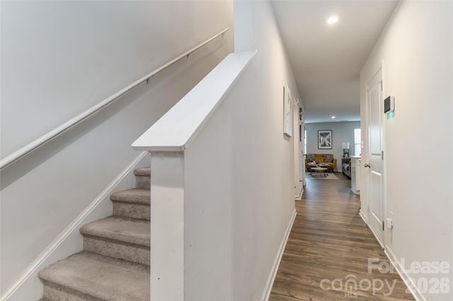 5048 Downhaul Drive, Charlotte, NC 28269