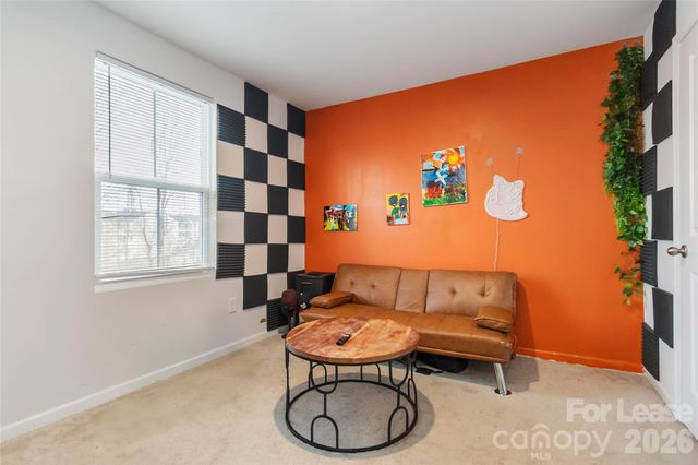 5048 Downhaul Drive, Charlotte, NC 28269