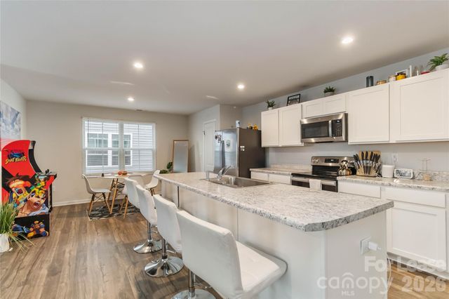 5048 Downhaul Drive, Charlotte, NC 28269