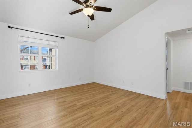 1624 E Swan Circle, Brentwood, MO 63144