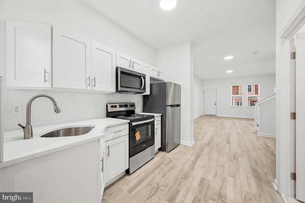 3736 N 17TH ST, Philadelphia, PA 19140