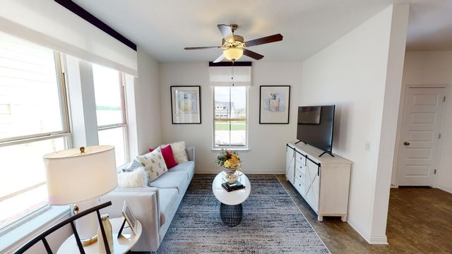 8114 Leroi DR, Austin, TX 78744