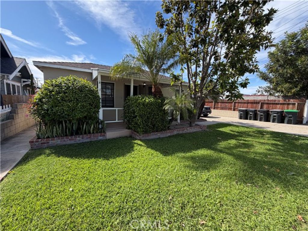 126 S Batavia, Orange, CA 92868