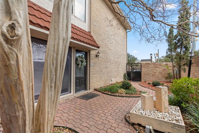 6728 Buffalo Speedway, West University Place, TX 77005