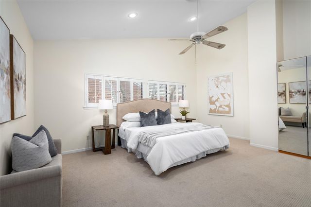 6728 Buffalo Speedway, West University Place, TX 77005