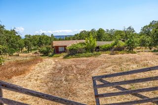 6617 Dodge Road, White City, OR 97503
