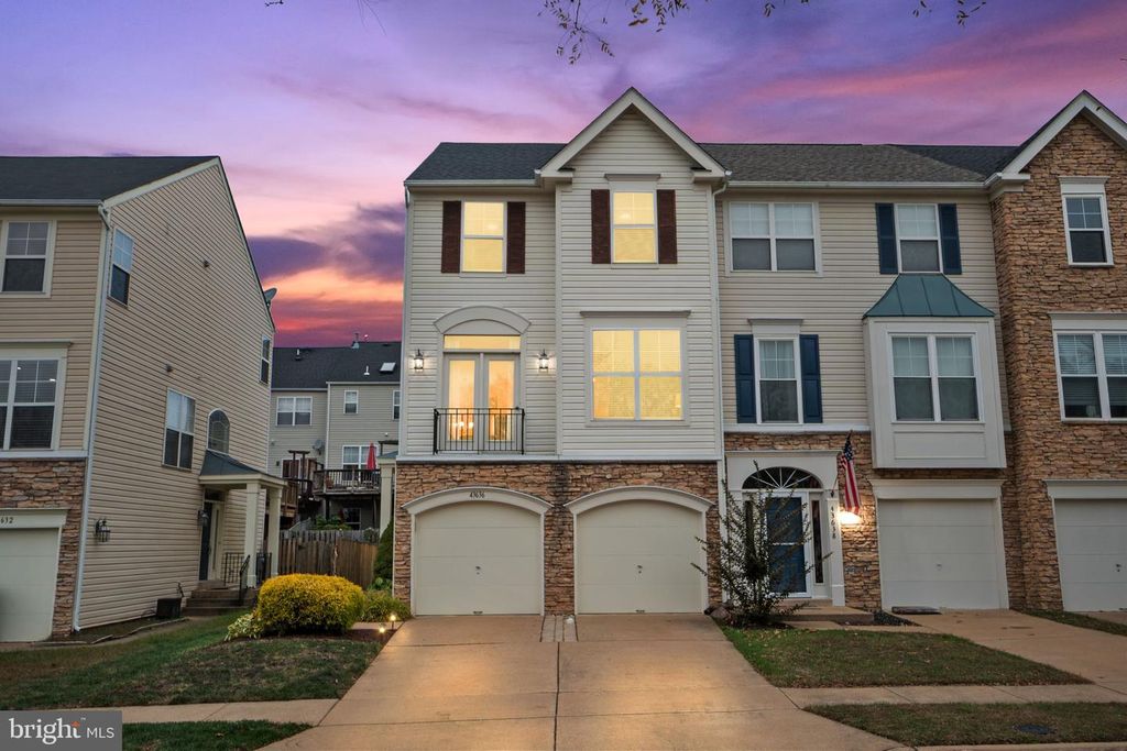 43636 OBRIEN SQ, Chantilly, VA 20152