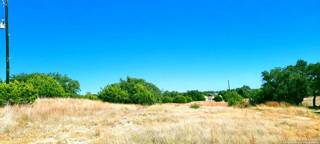 109 Manuel Herrera, Blanco, TX 78606