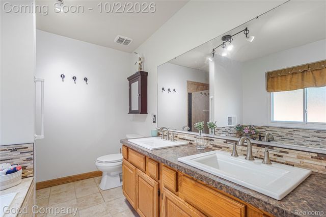 4620 Woodhull Drive, Independence Charter Township, MI 48346